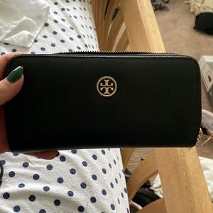 Tory Burch black wallet